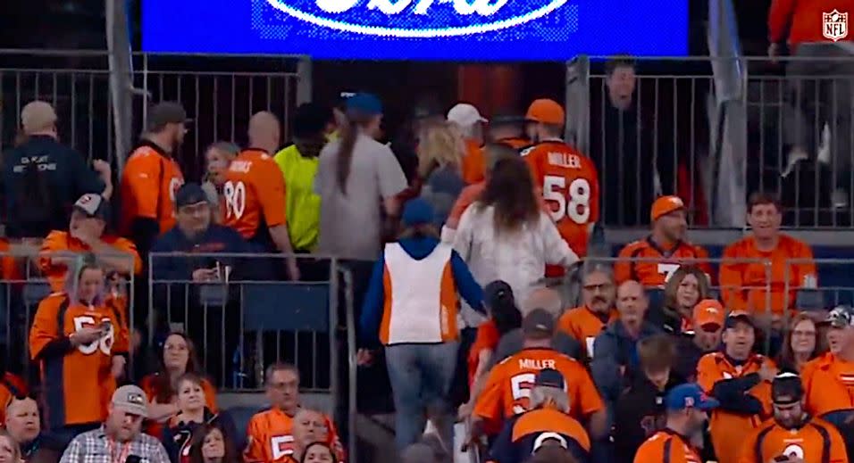 Denver Broncos Fans Go Viral For Leaving Game En Masse At Most Bizarre Moment