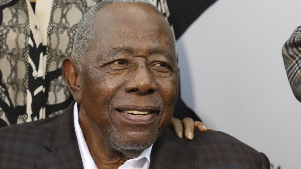 Hank Aaron, Baseball's Home Run King Who Defied Racism, Dies at 86 - The  New York Times