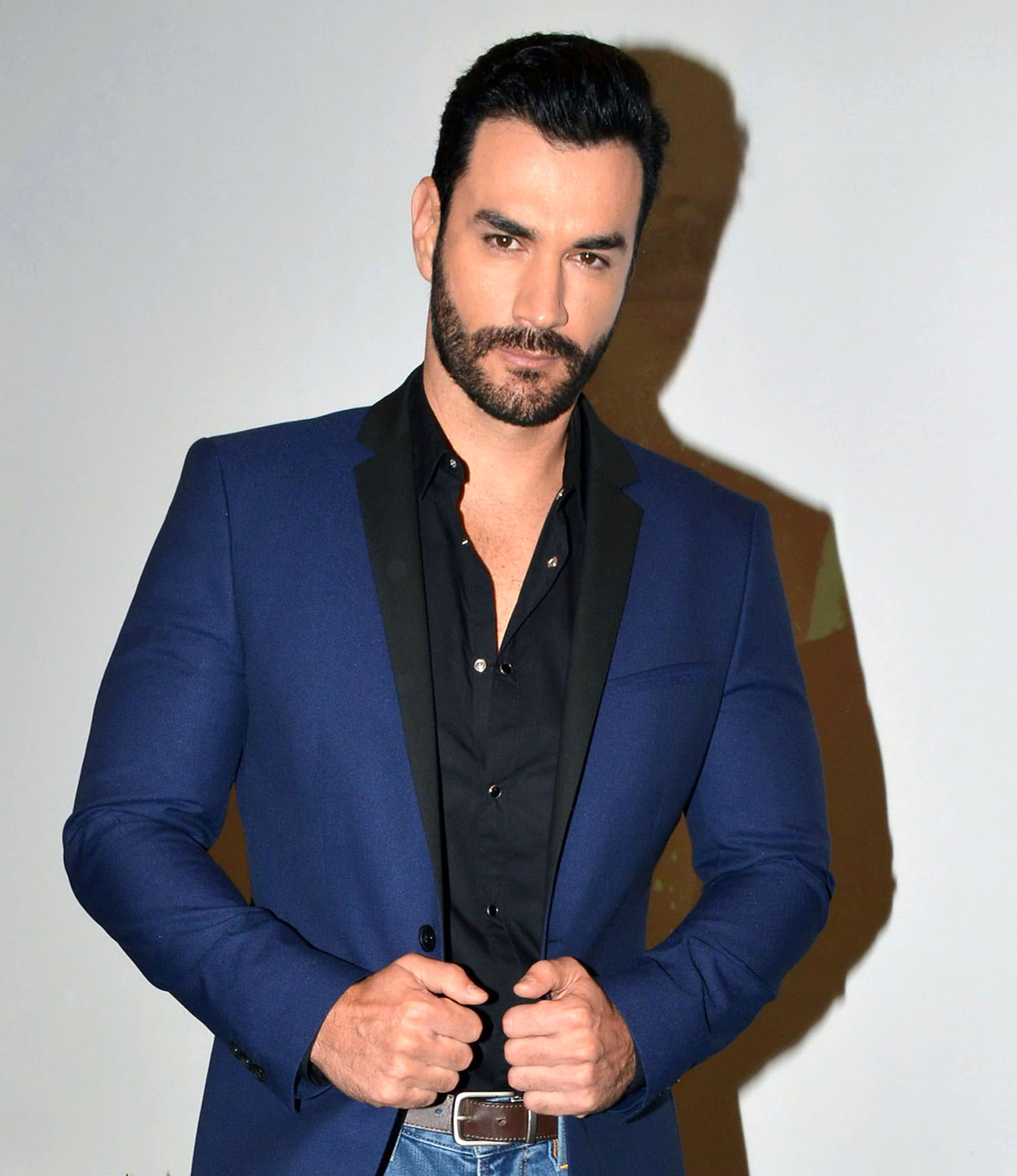 David Zepeda usó su primer sueldo para su mamá