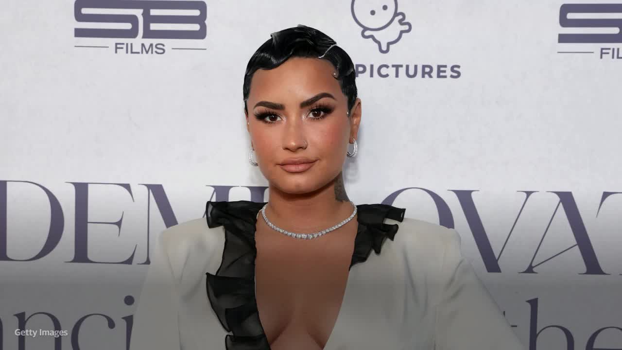 Demi Lovato Comes Out As Non-Binary And Changes Pronouns - Capital