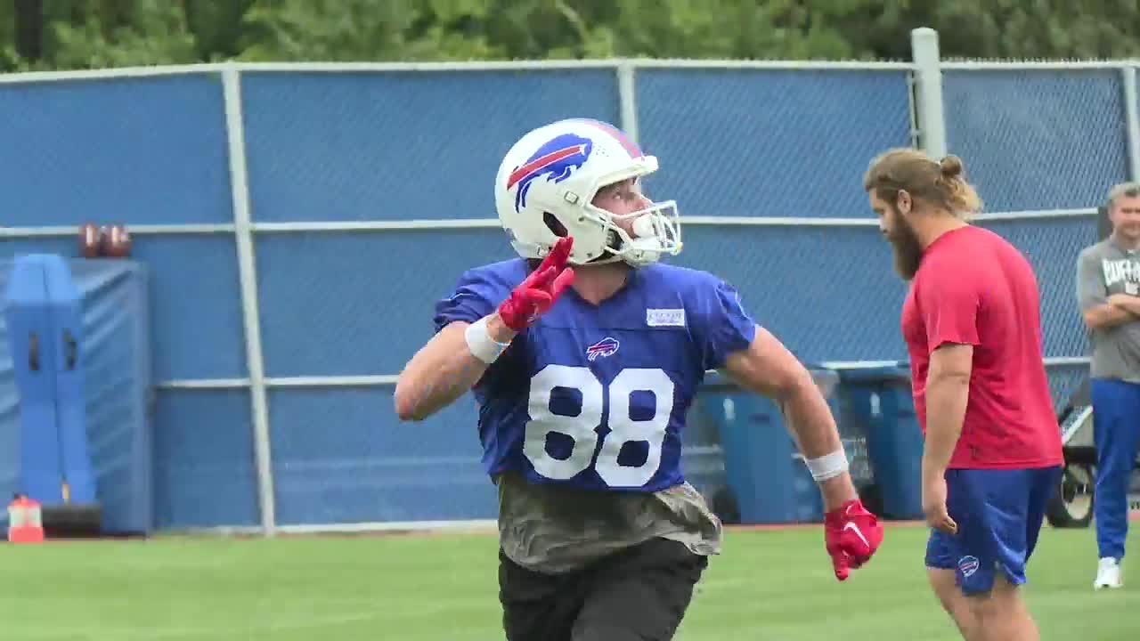 Dawson Knox & The Buffalo Bills Paid A Touching Tribute To Brother Luke Knox  After His Death - Narcity