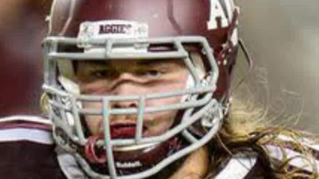 Texas A&M OT is transferring to play for his father and father-in-law at Syracuse