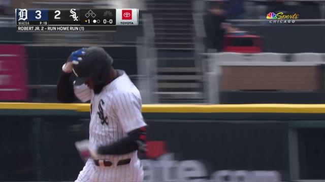 WATCH: Luis Robert Jr.'s first HR of the season