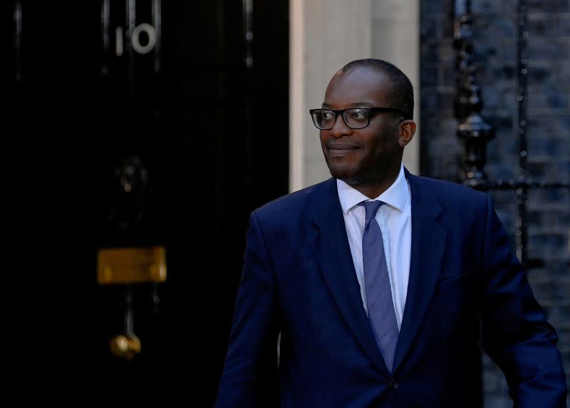 Le britannique Kwarteng dit qu’il se concentre sur la croissance, pas sur les mouvements du marché