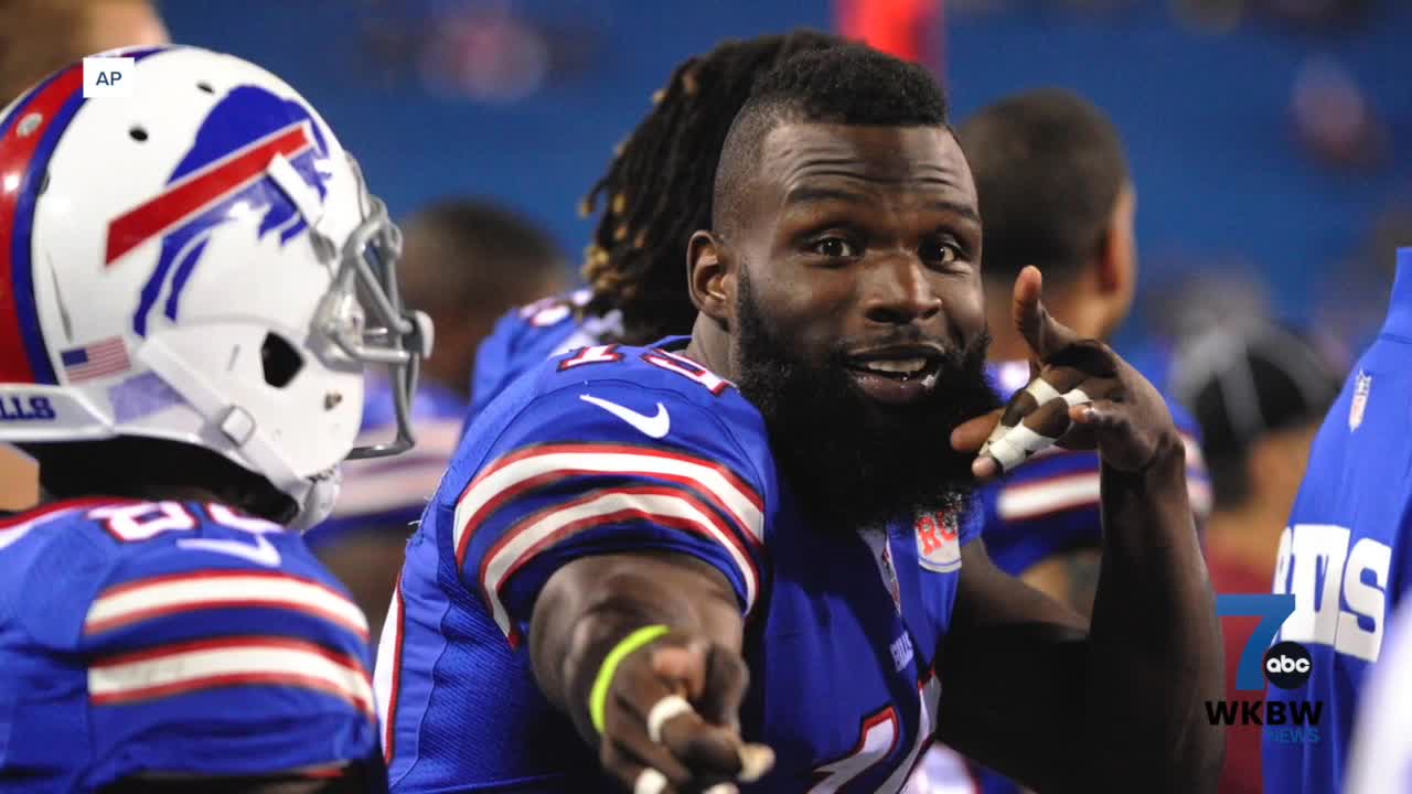 Ex-Bucs, Bills WR Mike Williams reportedly responsive after having life  support removed