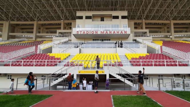 Sambut Piala Dunia, Stadion Manahan Solo Perbaiki Lapangan Latihan