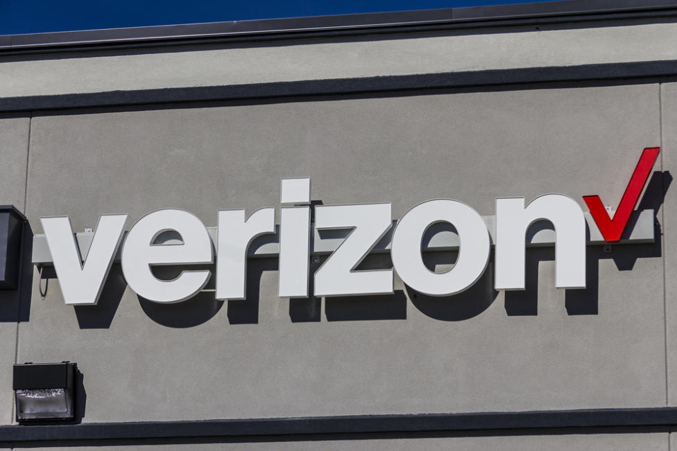 Verizon is losing customers like crazy, even with unlimited data plans