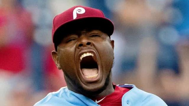 Phillies closer curses at Dodgers following save