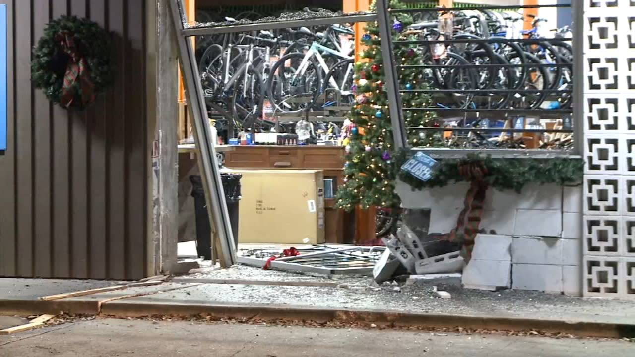 $100,000 Damage to Dick's Sporting Goods Store in Smash-and-Grab