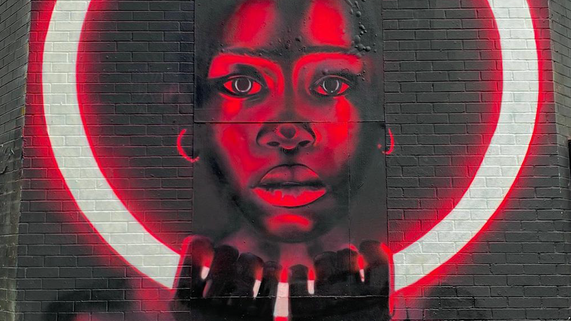 Australian Graffiti Artist Explains How He Creates a Vivid 3D Neon Sign  Effect Solely Using Spray Paint
