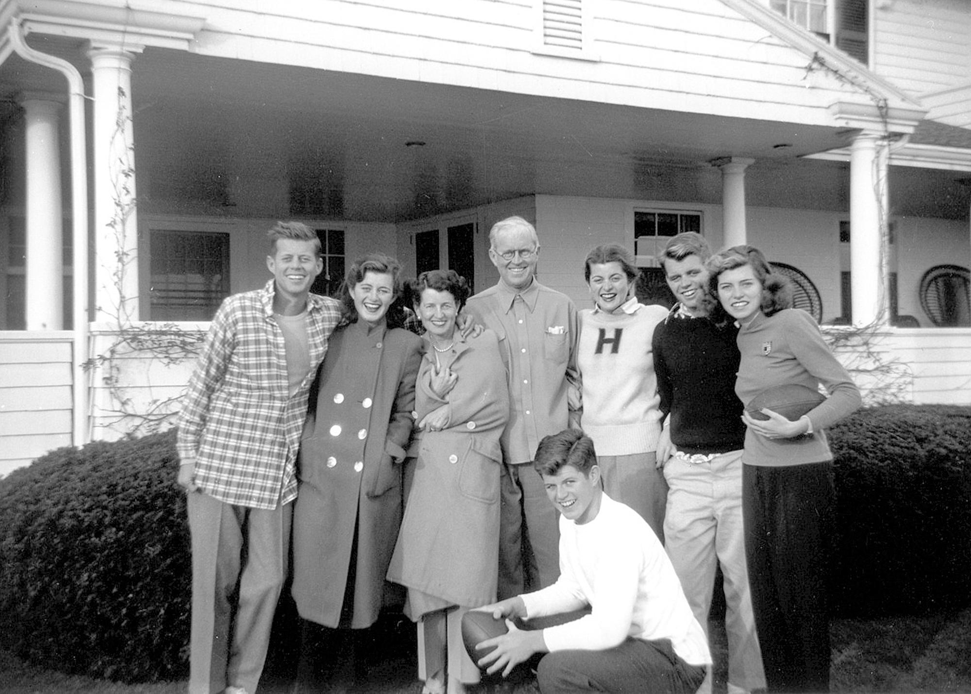 biography of the kennedy family