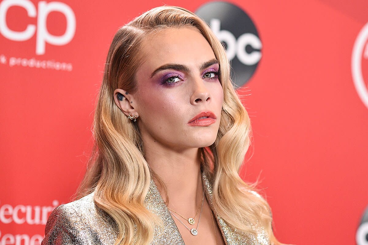 Cara Delevingne says that moments of depression and suicide were related to the struggles of sexuality