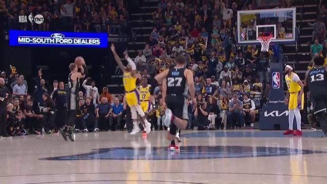 Luke Kennard with an and one vs the Los Angeles Lakers
