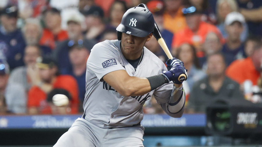 Getty Images - HOUSTON, TX - MARCH 28:  New York Yankees right fielder Juan Soto (22) gets caught looking in the top of the second inning during the MLB Opening Day game between the New York Yankees and Houston Astros on March 28, 2024 at Minute Maid Park in Houston, Texas.  (Photo by Leslie Plaza Johnson/Icon Sportswire via Getty Images)