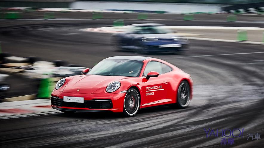 彎得出去、飆得起來！2019 Porsche 992世代911 Carrera S & 4S賽道試駕！ - 11