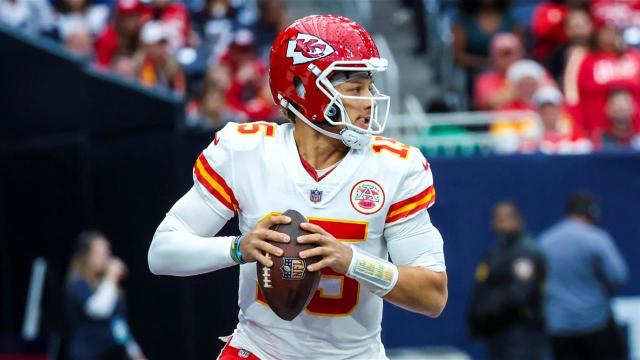 Florio: Mahomes is NFL's version of Michael Jordan