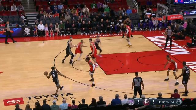 Kenyon Martin Jr. with a dunk vs the Sacramento Kings