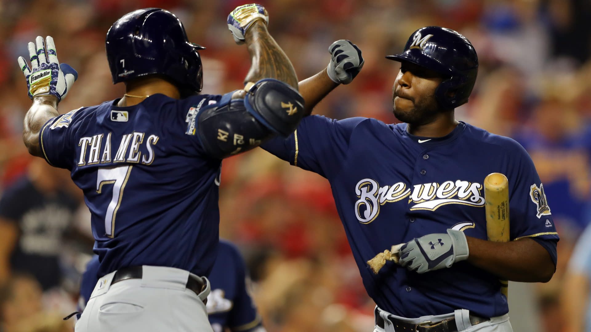 Brewers unveil new logo and jerseys