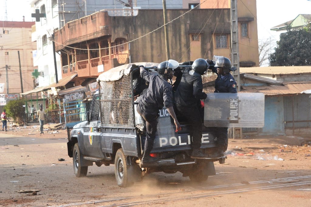 Six dead in violent protests in Guinean capital