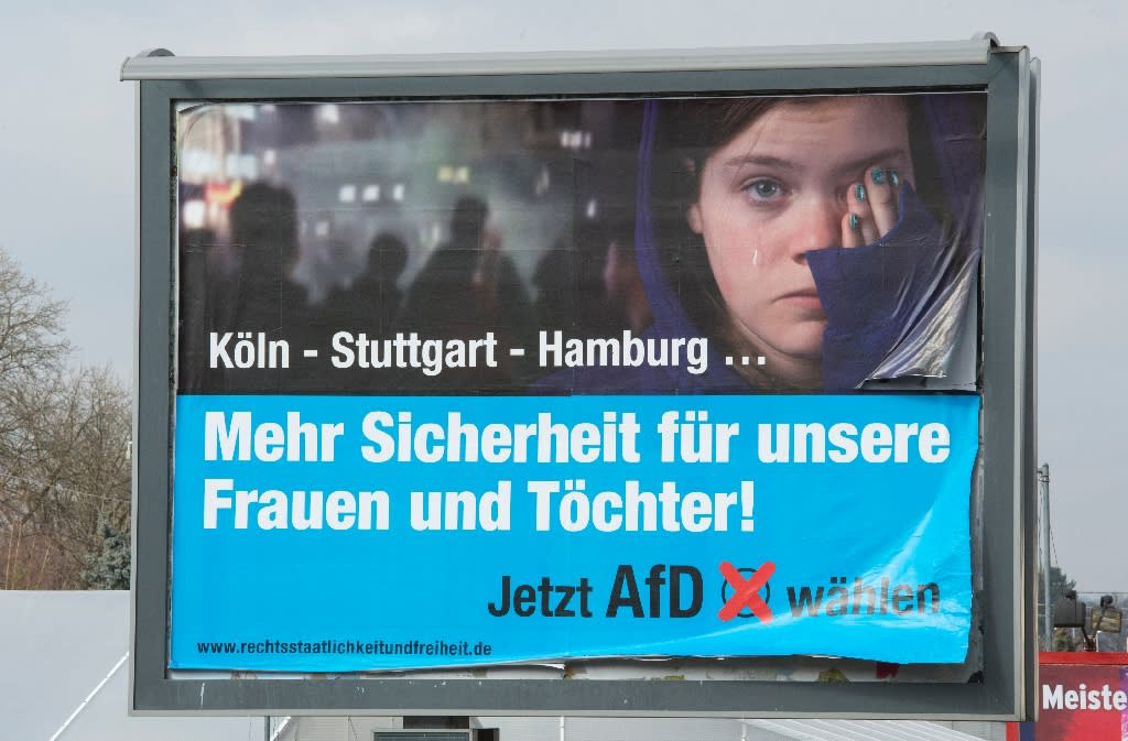 Germany S Populist Afd In Rallying Call For Fences To Keep Migrants Out