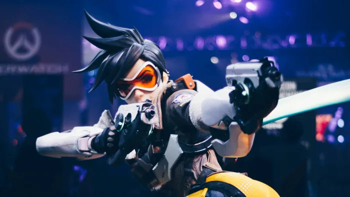 A statuette of Overwatch character Tracer captured at BlizzCon.