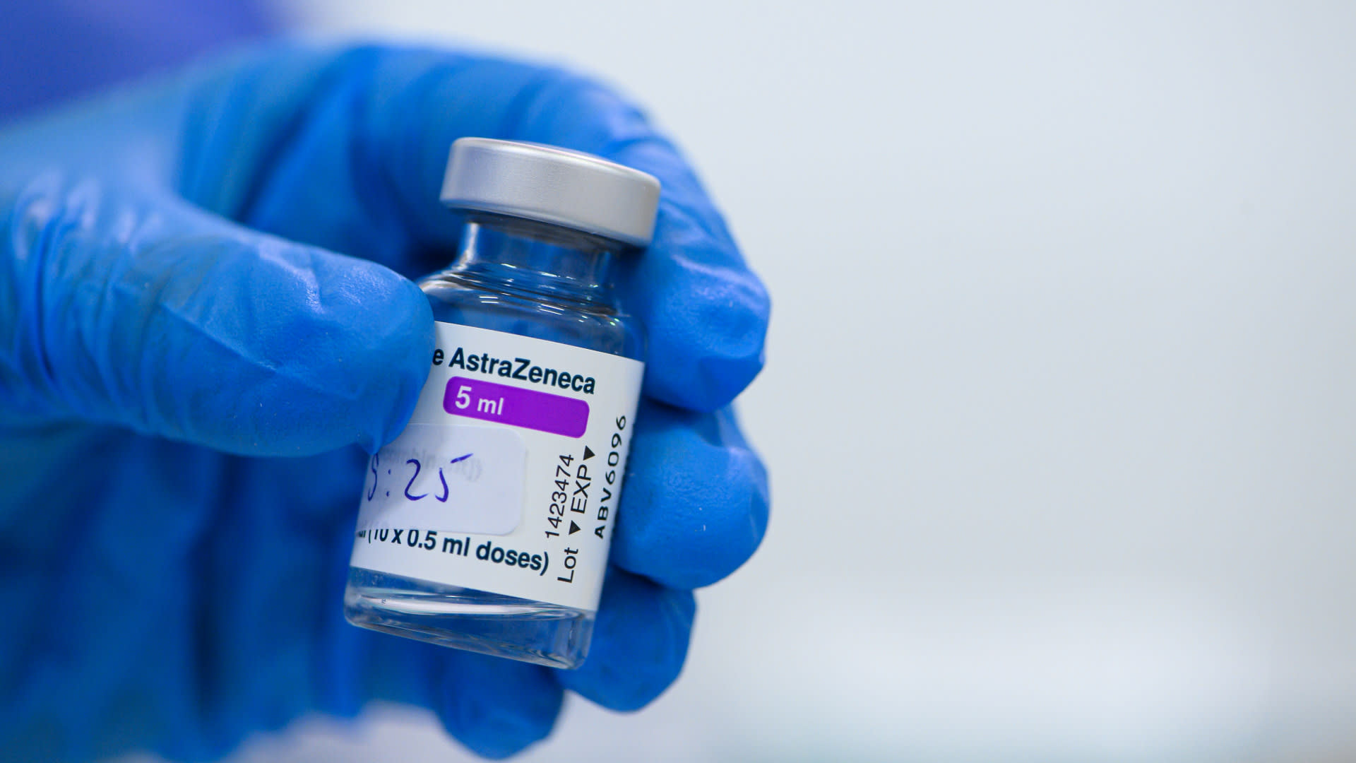 AstraZeneca Vaccine 79 Percent Effective at Preventing Symptomatic