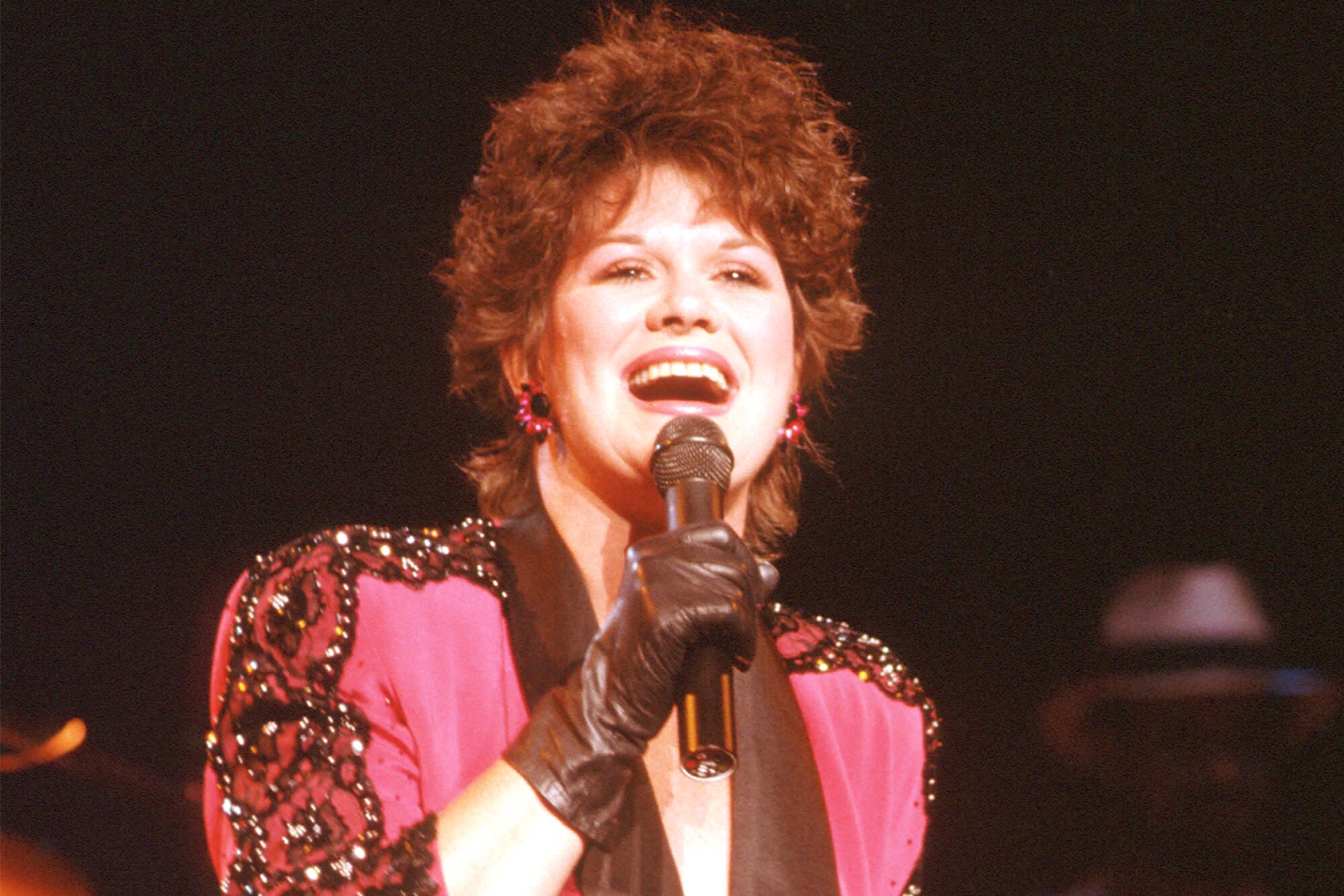 Kt Oslin Grammy Winning Country Star Dies At 78 8874