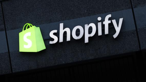 Shopify stock tumbles 20% after forecasting slower Q2 sales growth