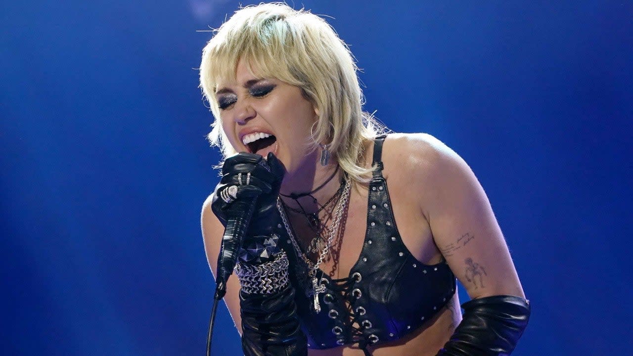 Miley Cyrus Breaks Down During 'Wrecking Ball' Performance at 'TikTok