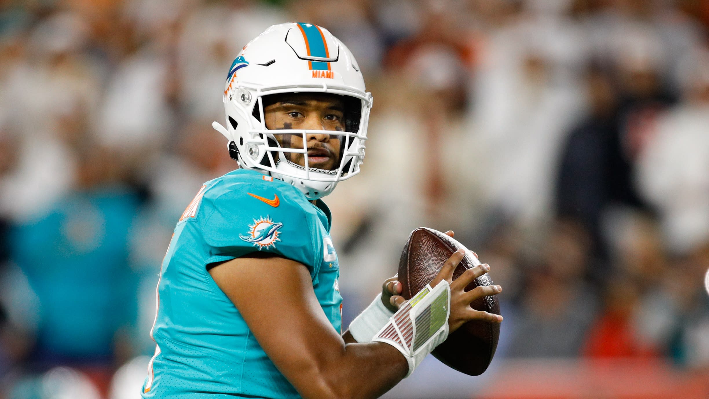 Dolphins battle hard after Tua Tagovailoa injury, but lose to Bengals