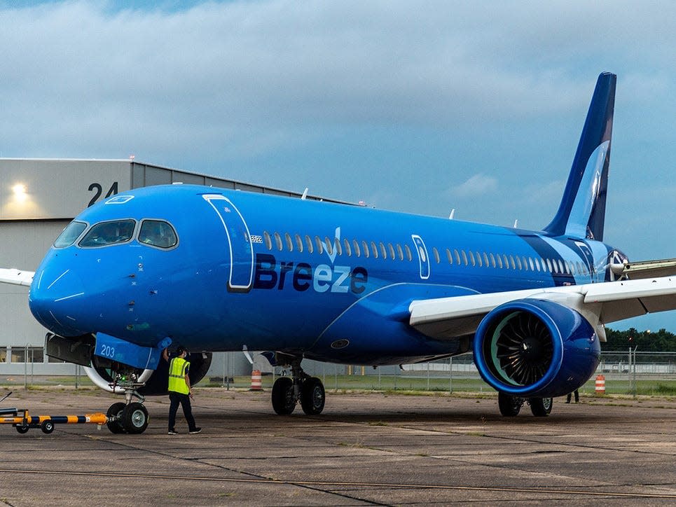 Upstart airline Breeze will fly coast-to-coast using its brand-new Airbus A220 j..