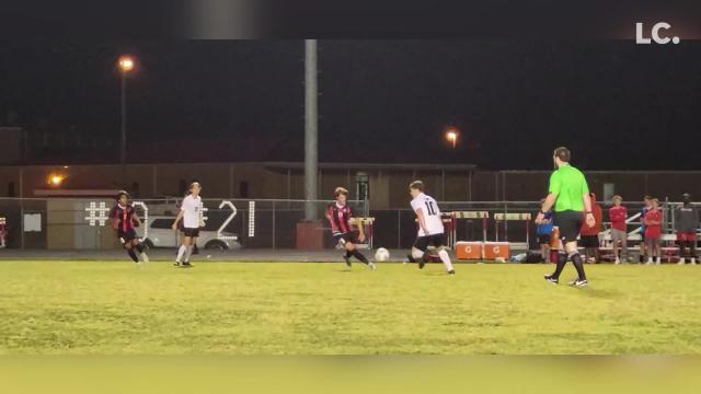 Soccer highlights: Houston rolls to 5-0 win to eliminate Rossview from soccer postseason