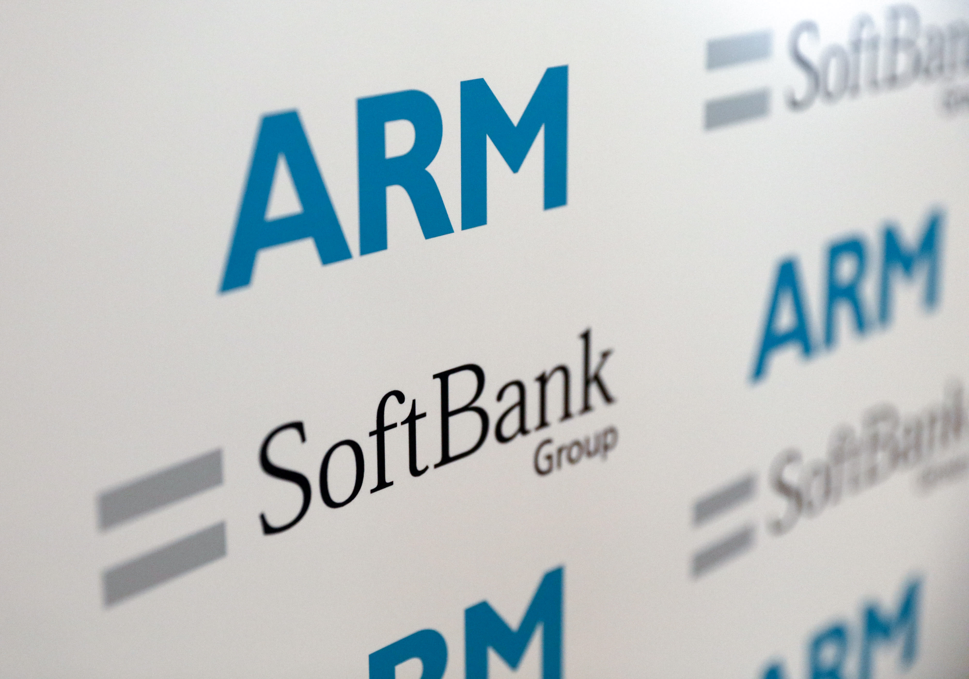 Arm cofounder starts 'Save Arm' campaign to keep independence amid