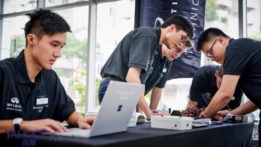 獎留台灣！第6屆Infiniti賽車工程學院亞大區決賽 清大學生陳佐任成功奪魁！ - 13