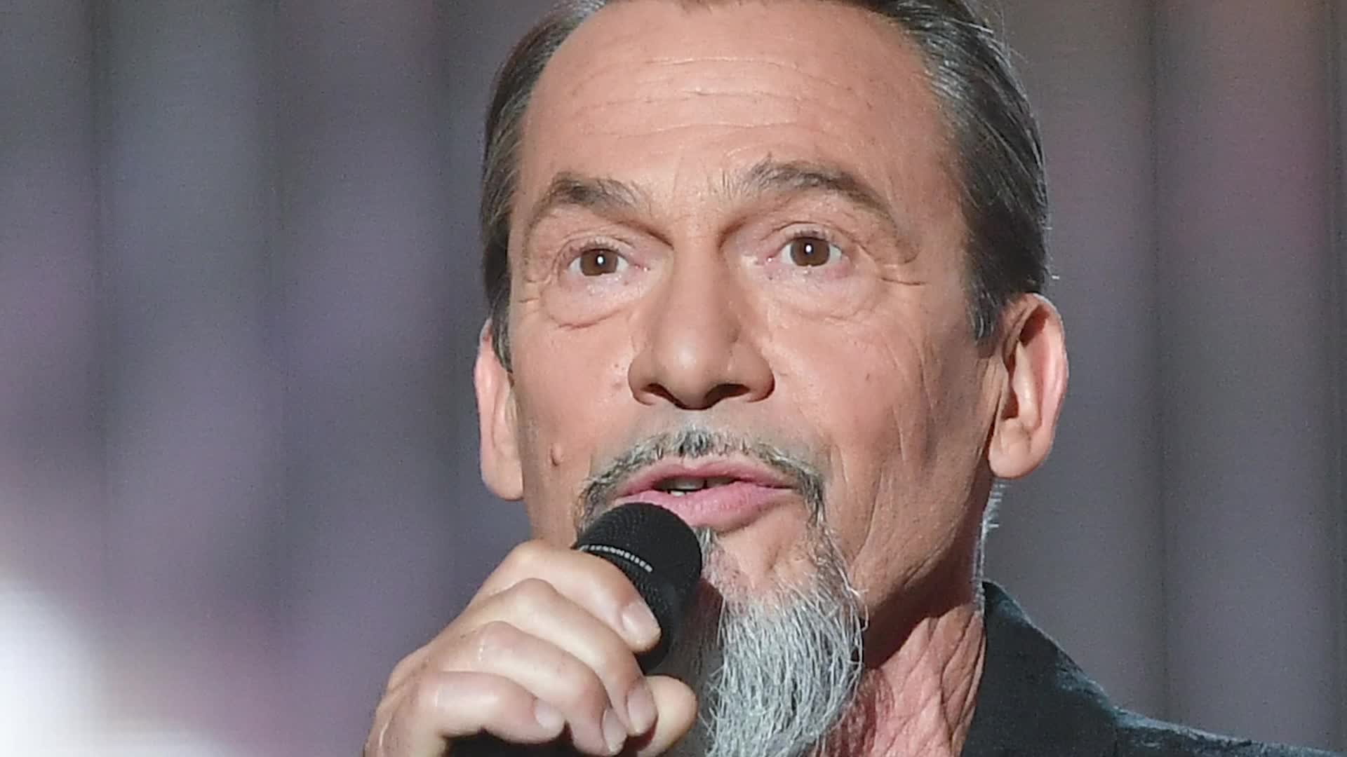 Florent Pagny, la beauté de sa femme l'impressionne