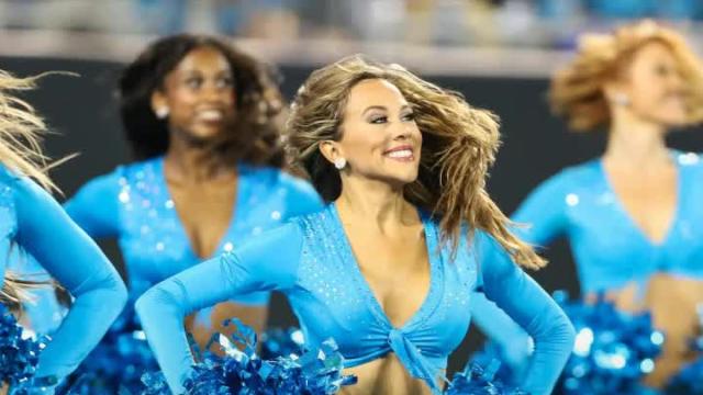 Former cheerleaders would settle suit for $1, meeting with Goodell