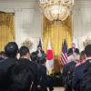 Trump senza auricolari con Abe, stampa in sala: sa il giapponese?