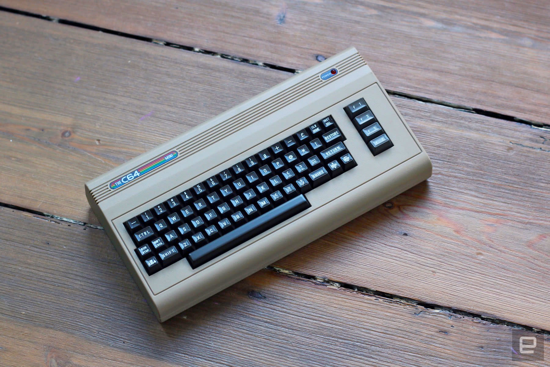 leeg Ochtend gymnastiek Verleden The C64 Mini review: Nostalgia's not enough | Engadget