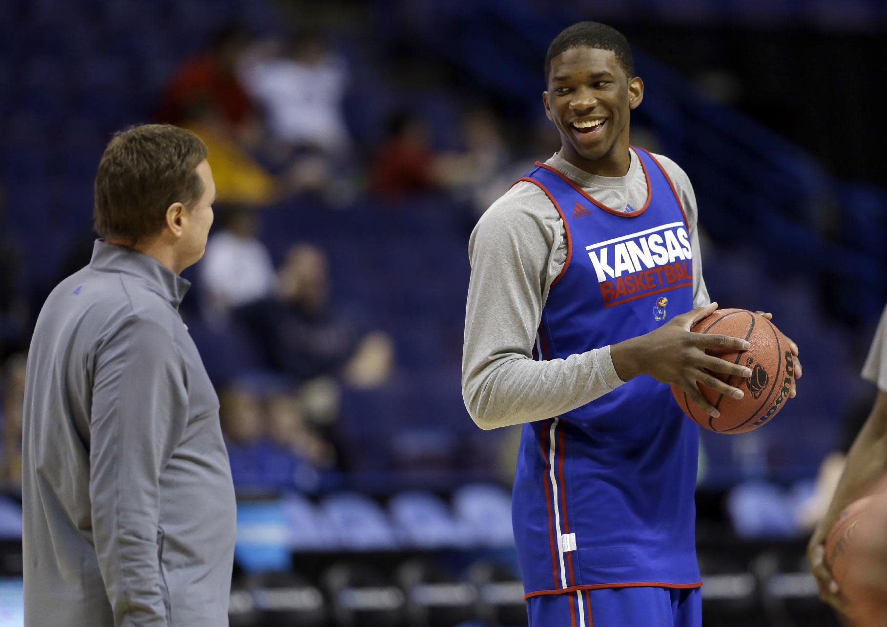 Sources: Kansas center Joel Embiid to enter NBA draft