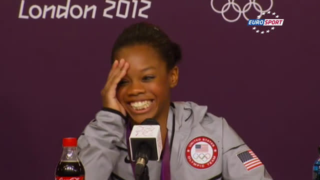 Gabby Douglas admits she peeked at scoreboard