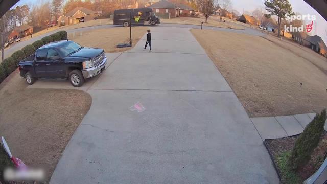 Good news: UPS driver's unscheduled stop caught on camera