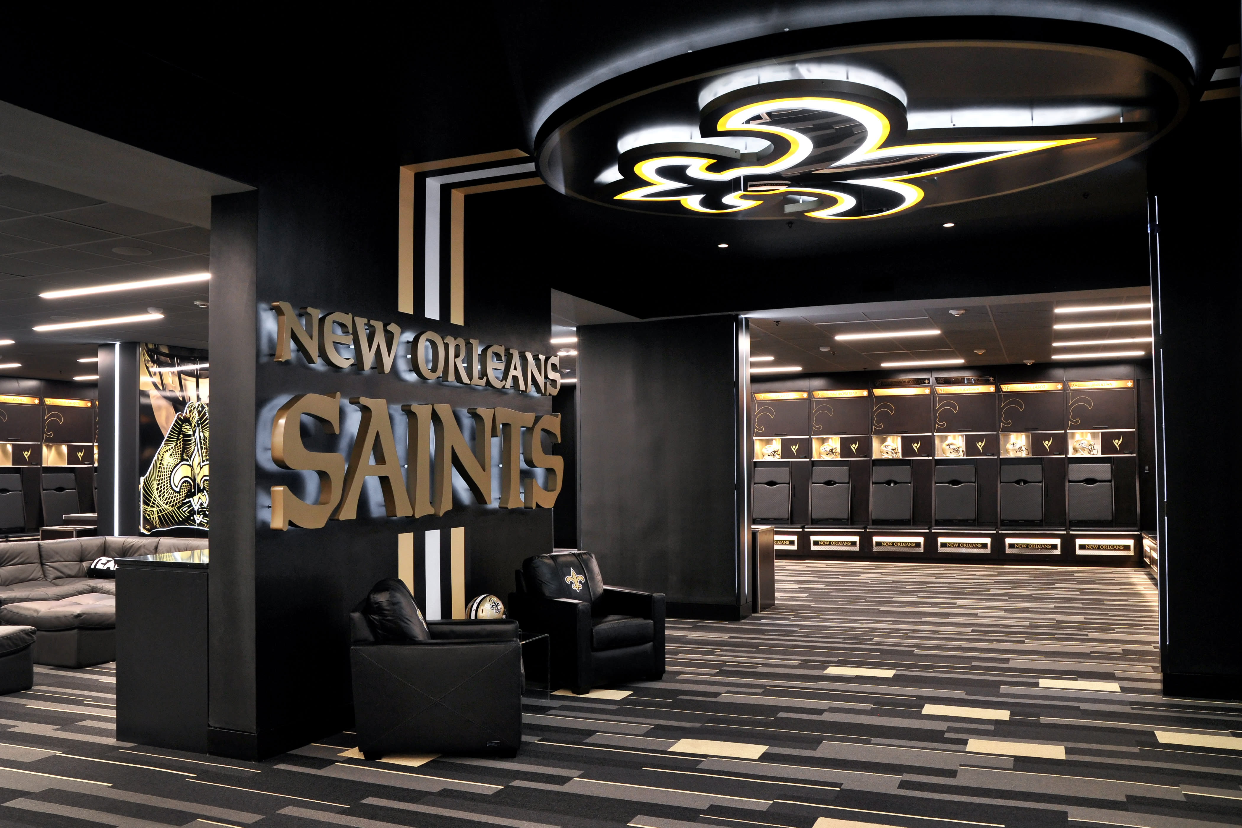 Transforming Nfl Lockers Into Personal Space Video