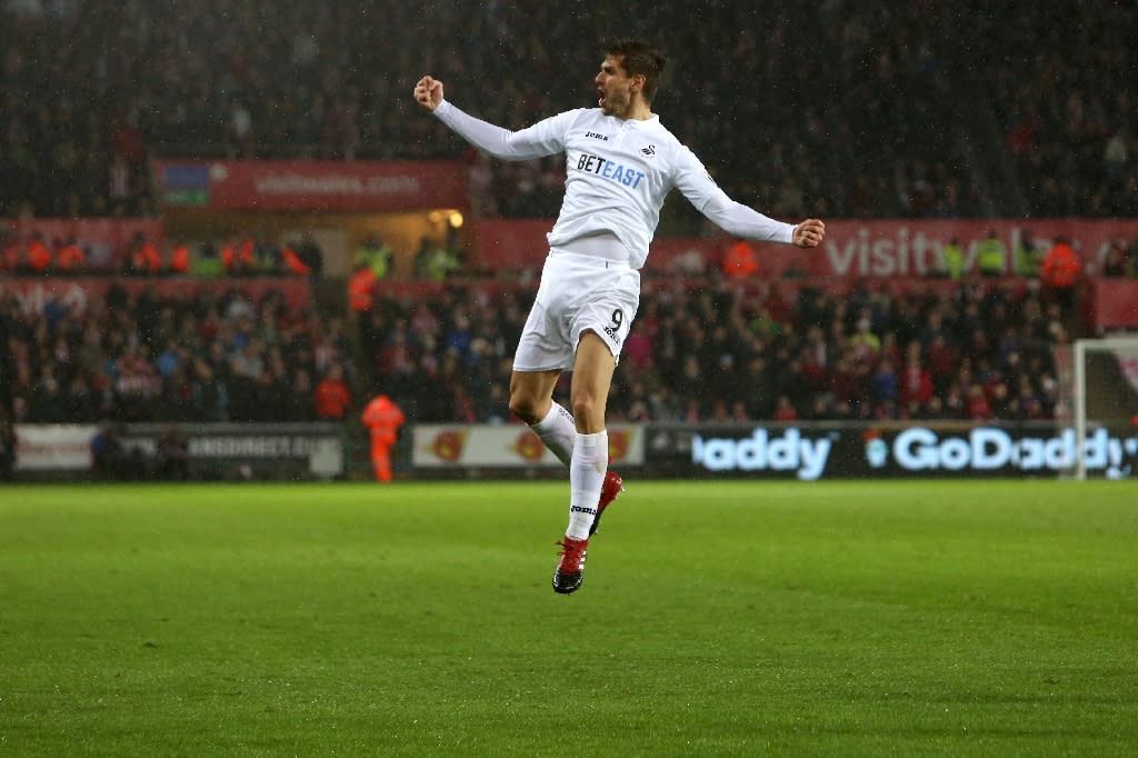 Llorente double lifts Swansea over Burnley 3-2 - Yahoo News