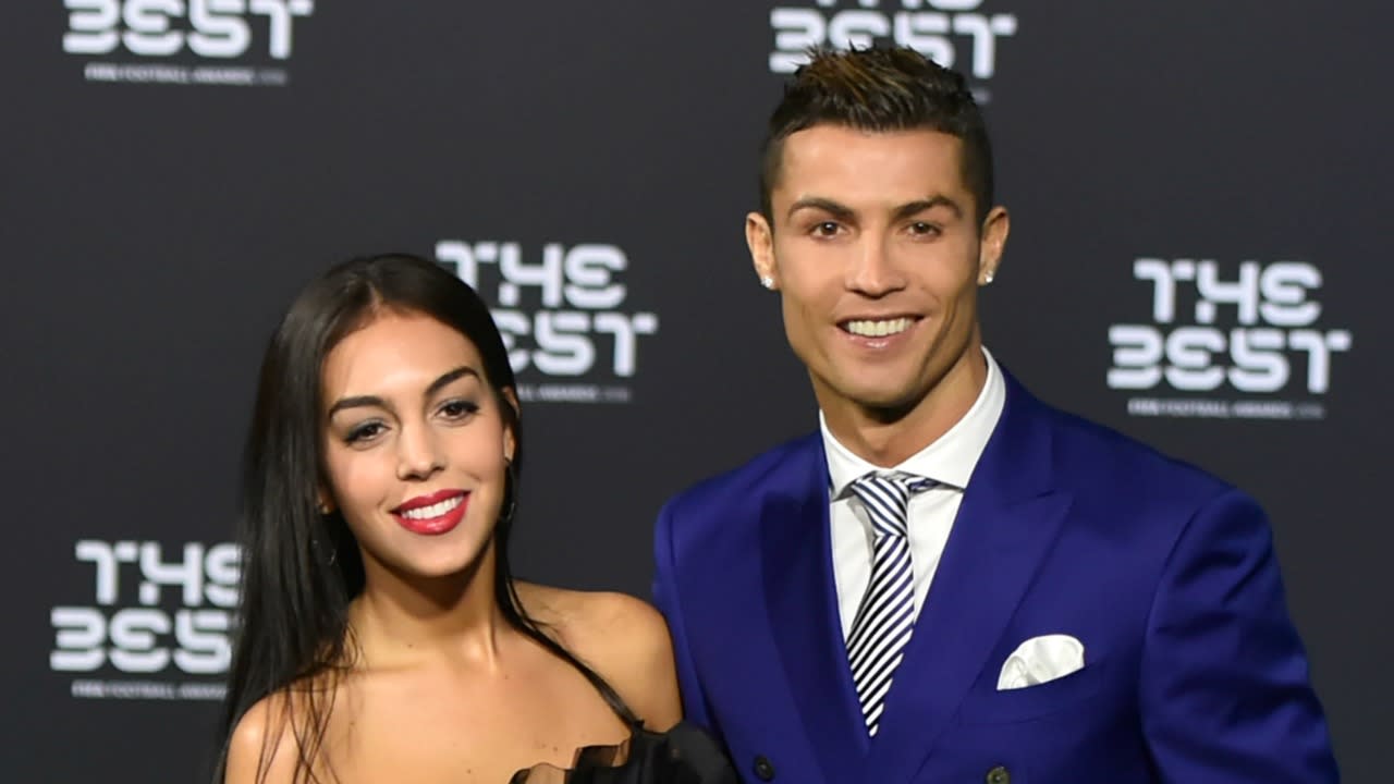 Cristiano Ronaldos Girlfriend Georgina Rodriguez Is Pregnant