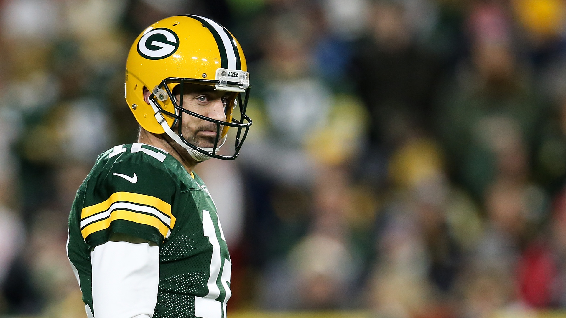 Aaron Rodgers, Packers rout Vikings, control playoff fate