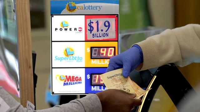 Former NFL player linked to winning Powerball ticket sold in Los Angeles  area