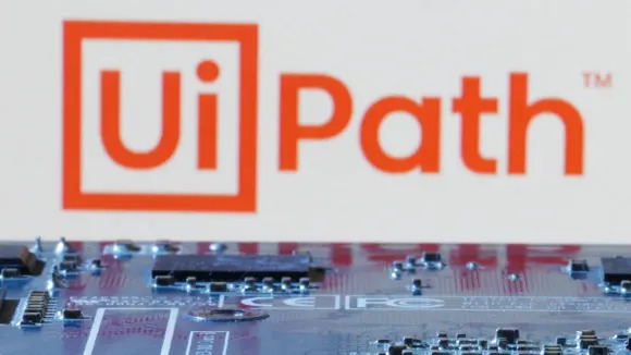 UiPath stock is crashing after posting earnings, CEO resigns