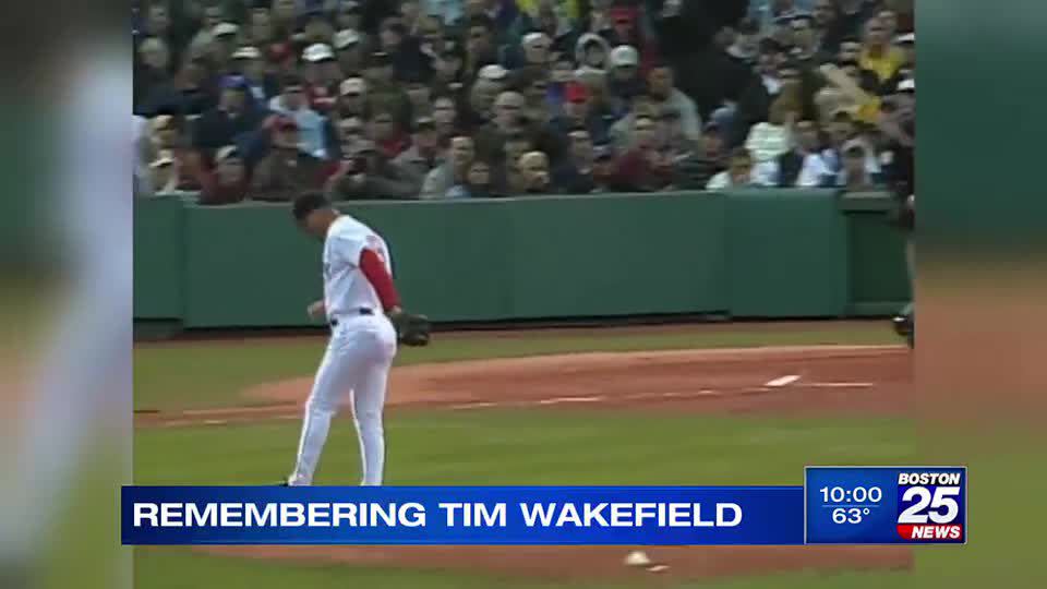 Tim Wakefield honored with Roberto Clemente Award - NBC Sports