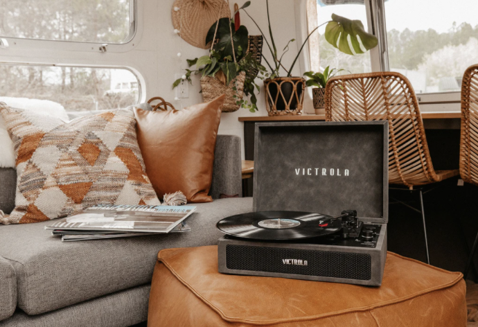 these-top-rated-vinyl-record-players-are-on-sale-right-now-and-are-all