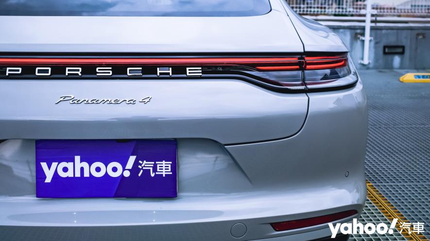 2022 Porsche小改款Panamera 4都會試駕，成熟大人的務實玩物！ - 7